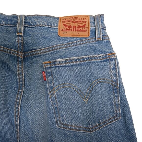 Levi's 501 Original Fit Womens 26x30 Button Fly Jean - Picture 7 of 10